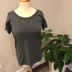 Women’s Lululemon Swiftly Tech Crew